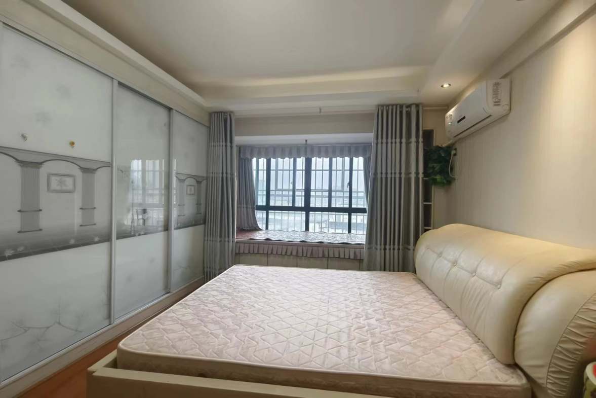 云顶上品  1室1厅1卫   25.00万室内图
