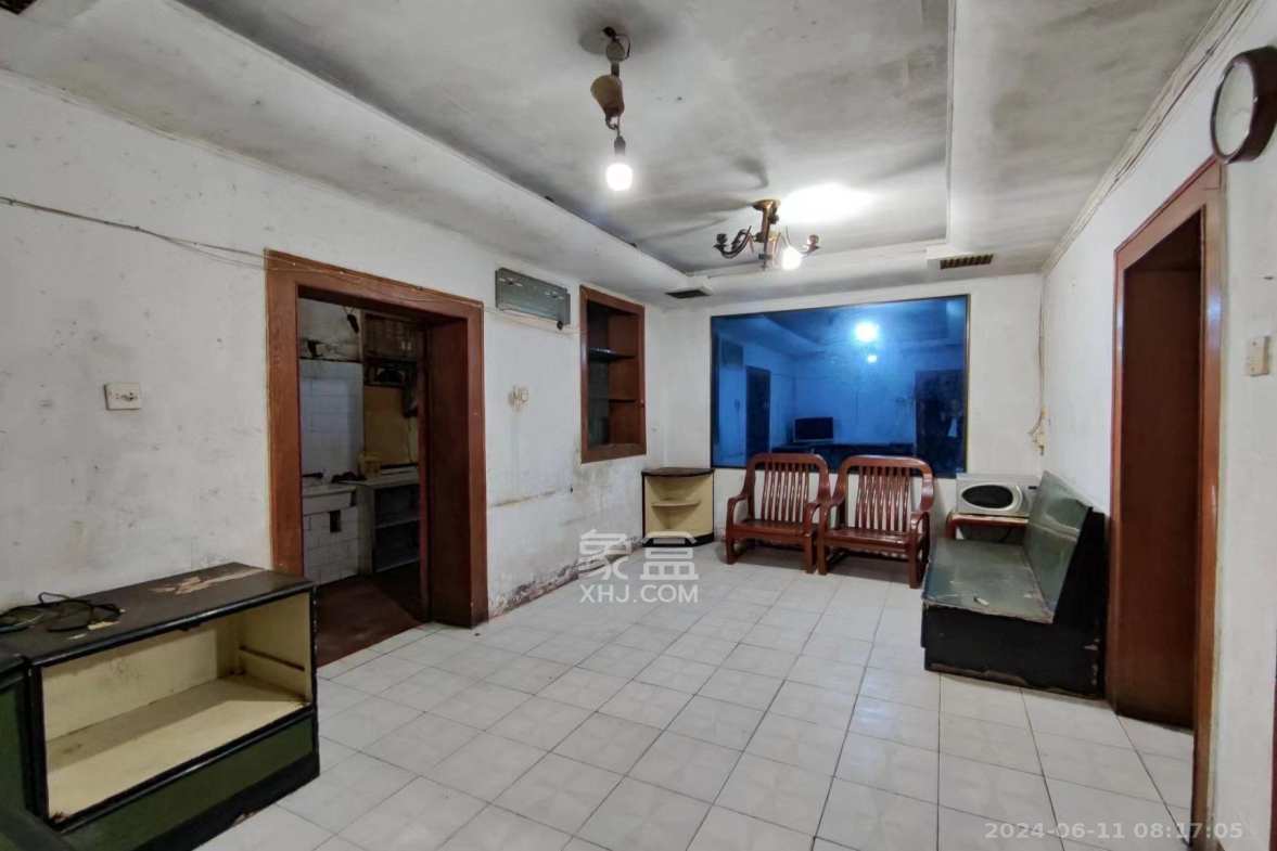 曙光路友阿宿舍  2室1厅1卫    1100.0元/月 曙光路友阿宿舍  2室1厅1卫    1100.0元/月室内图