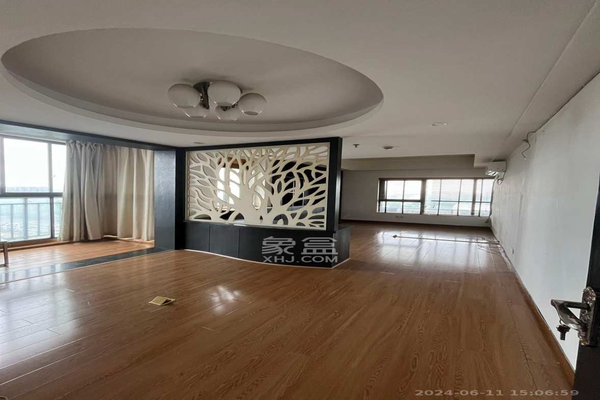 星城荣域  8室1厅0卫    23000.0元/月室内图