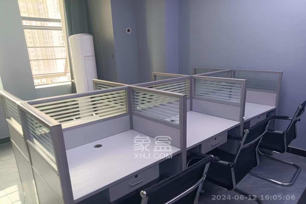 华润置地广场二期 1室1厅1卫 5500.0元/月 华润置地广场二期 1室1厅1卫 5500.0元/月室内图