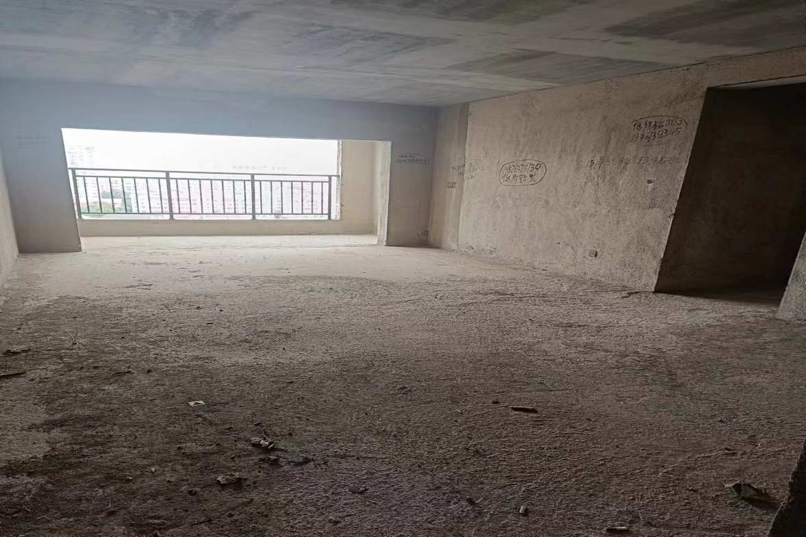 广圆怡心苑 3室2厅2卫 65.0万 广圆怡心苑 3室2厅2卫 65.0万客厅