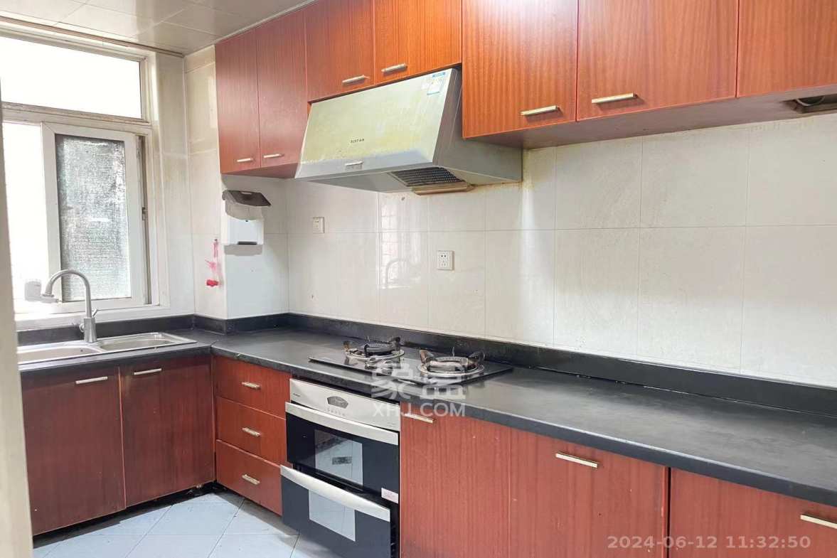 知微园 3室2厅1卫 1600.0元/月 知微园 3室2厅1卫 1600.0元/月室内图