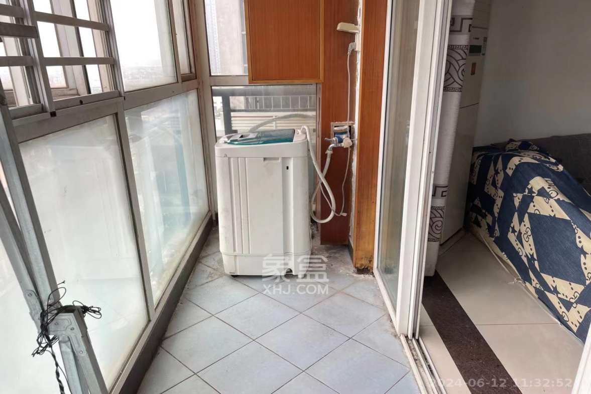 知微园 3室2厅1卫 1600.0元/月 知微园 3室2厅1卫 1600.0元/月室内图