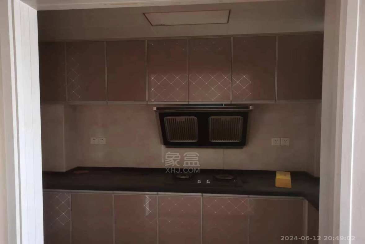 大汉希尔顿  1室1厅1卫    3000.0元/月室内图