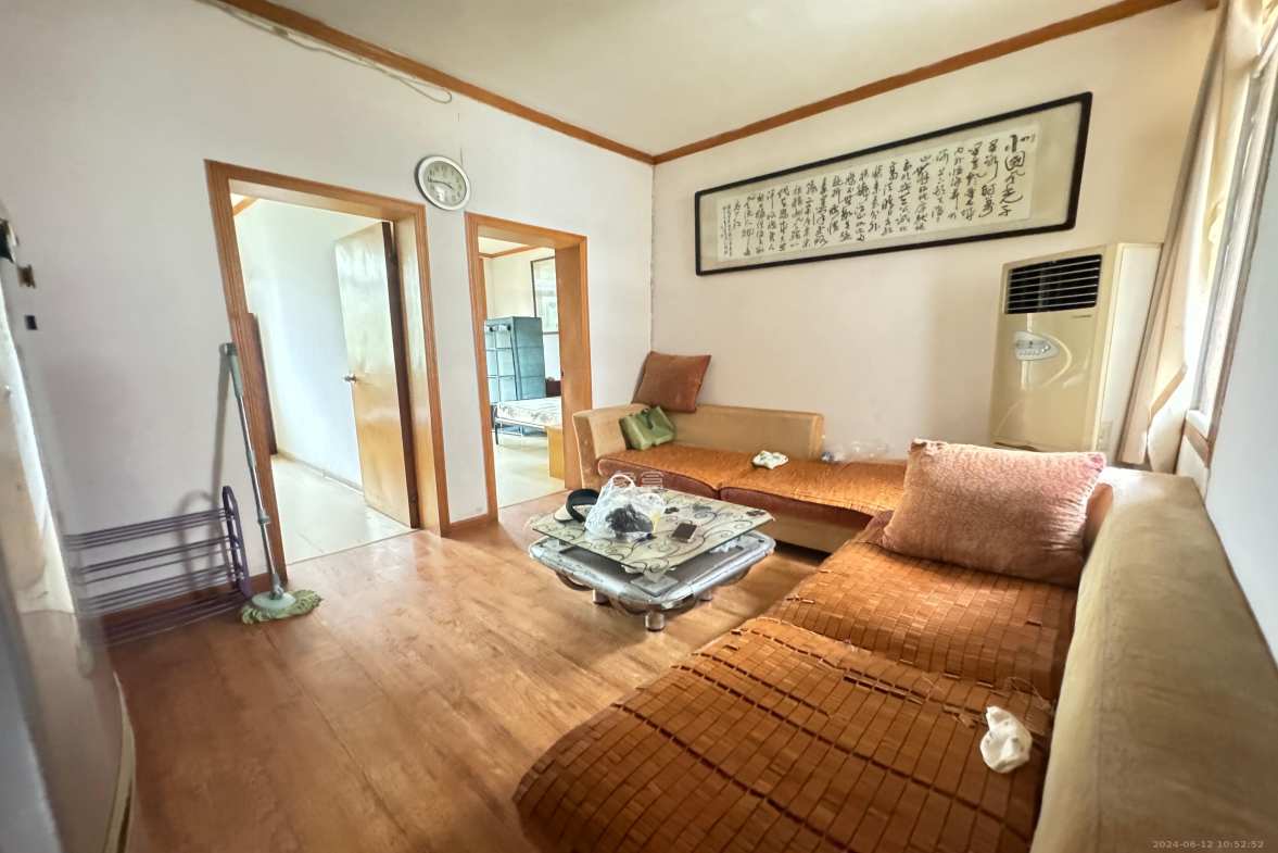左家塘公安局宿舍  2室1厅1卫   1500.00元/月室内图1