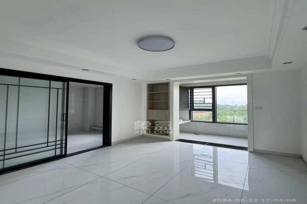 金地三千府(金地湖山樾、金地自在城) 3室2厅1卫 1800.0元/月 金地三千府(金地湖山樾、金地自在城) 3室2厅1卫 1800.0元/月室内图