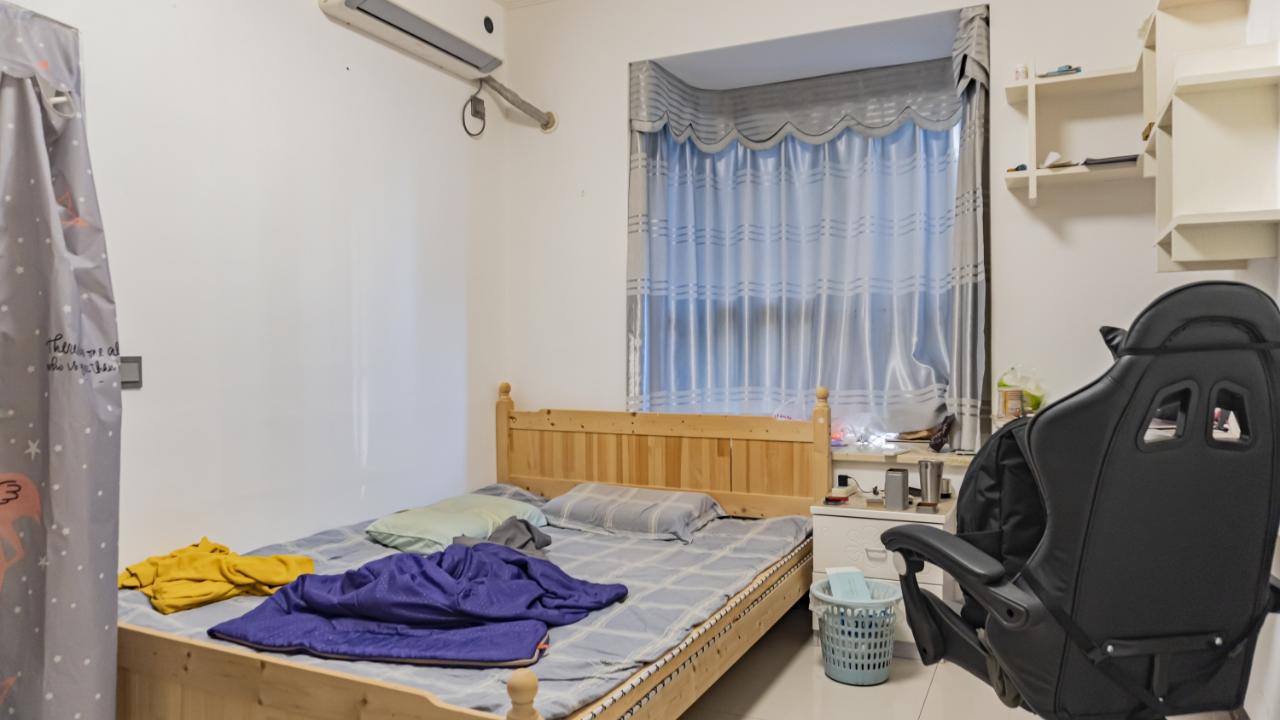 云顶上品  4室2厅2卫   2200.00元/月室内图