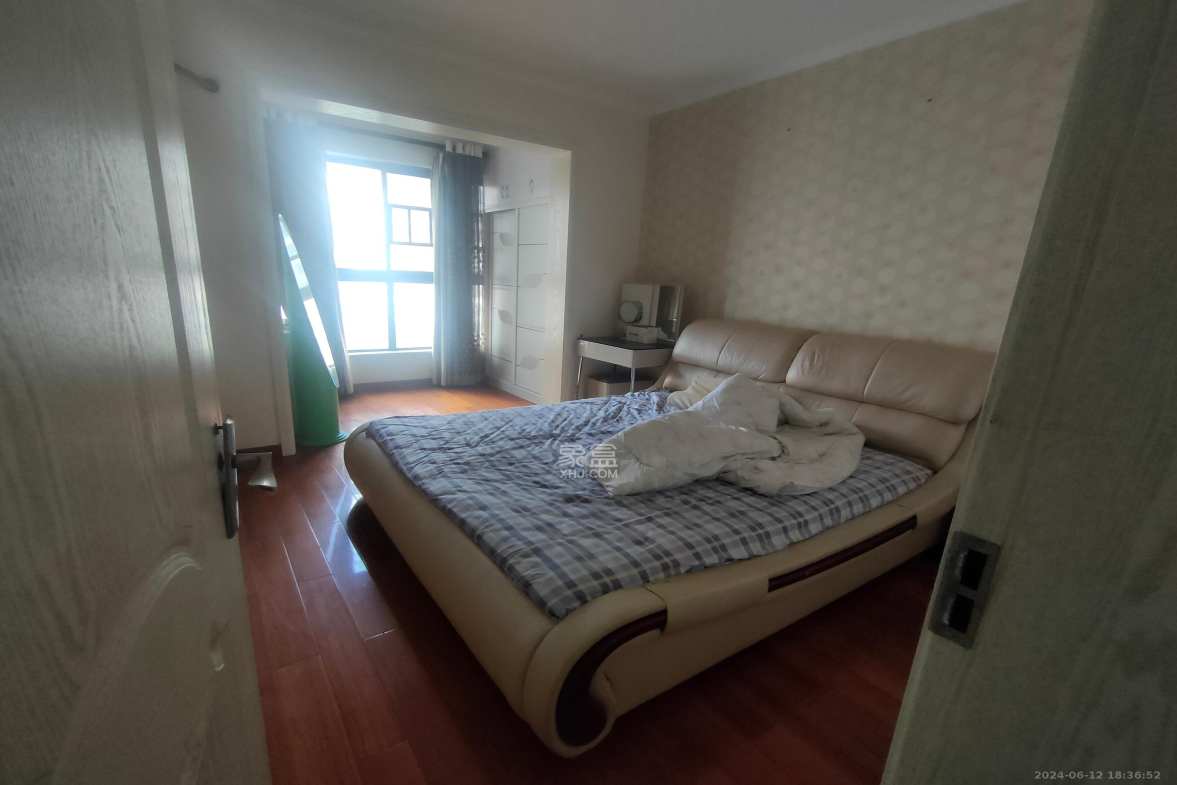 五矿紫湖香醍  3室2厅1卫    2100.0元/月 五矿紫湖香醍  3室2厅1卫    2100.0元/月室内图