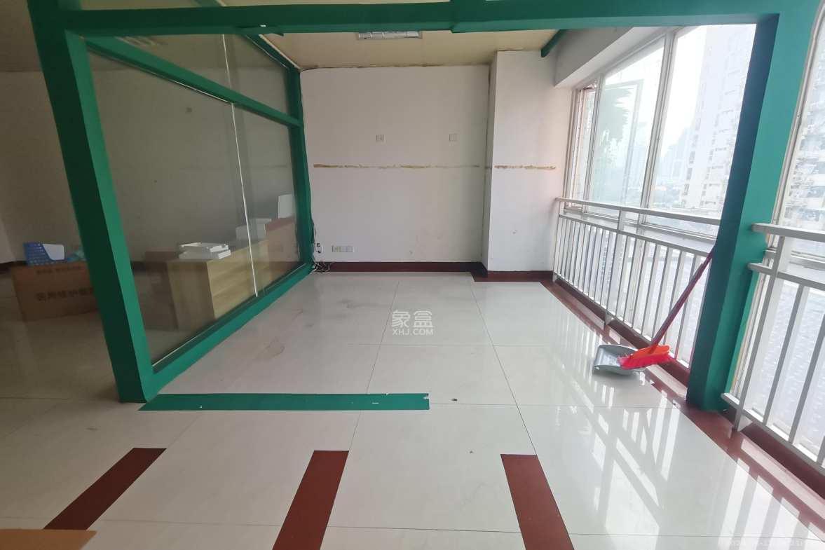 朝阳银座  1室1厅1卫    1800.0元/月室内图