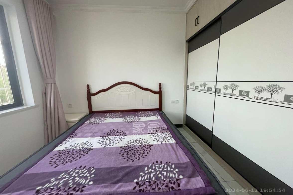 保利东郡 1室1厅1卫 1800.0元/月 保利东郡 1室1厅1卫 1800.0元/月室内图