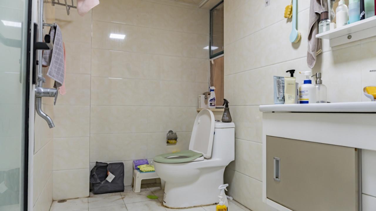 云顶上品  4室2厅2卫   2200.00元/月室内图1