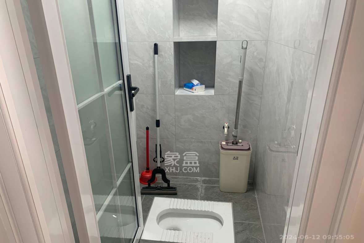 邦盛水岸御园  3室2厅1卫   2300.00元/月室内图
