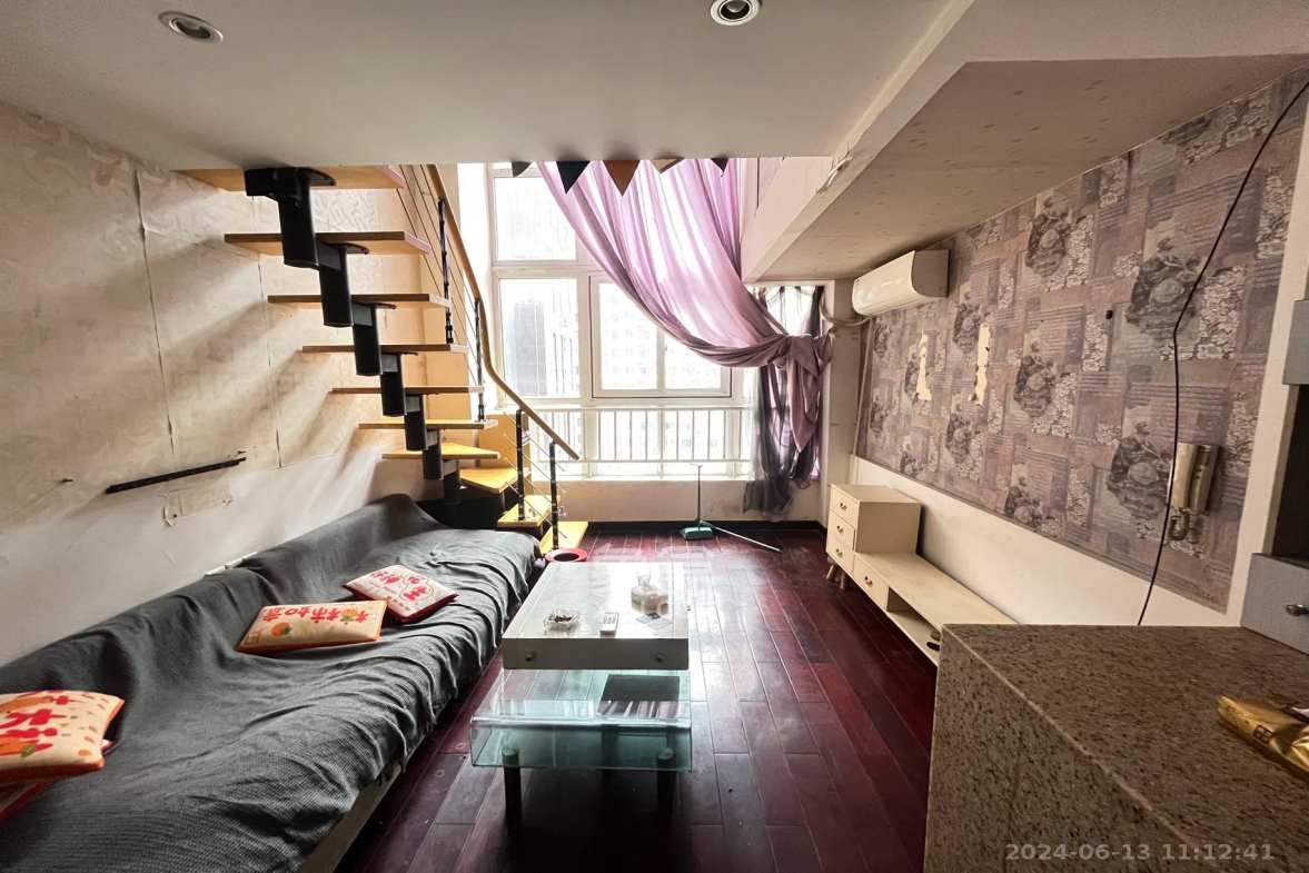 他城(天鸿时代公寓) 1室1厅1卫 900.0元/月 他城(天鸿时代公寓) 1室1厅1卫 900.0元/月室内图