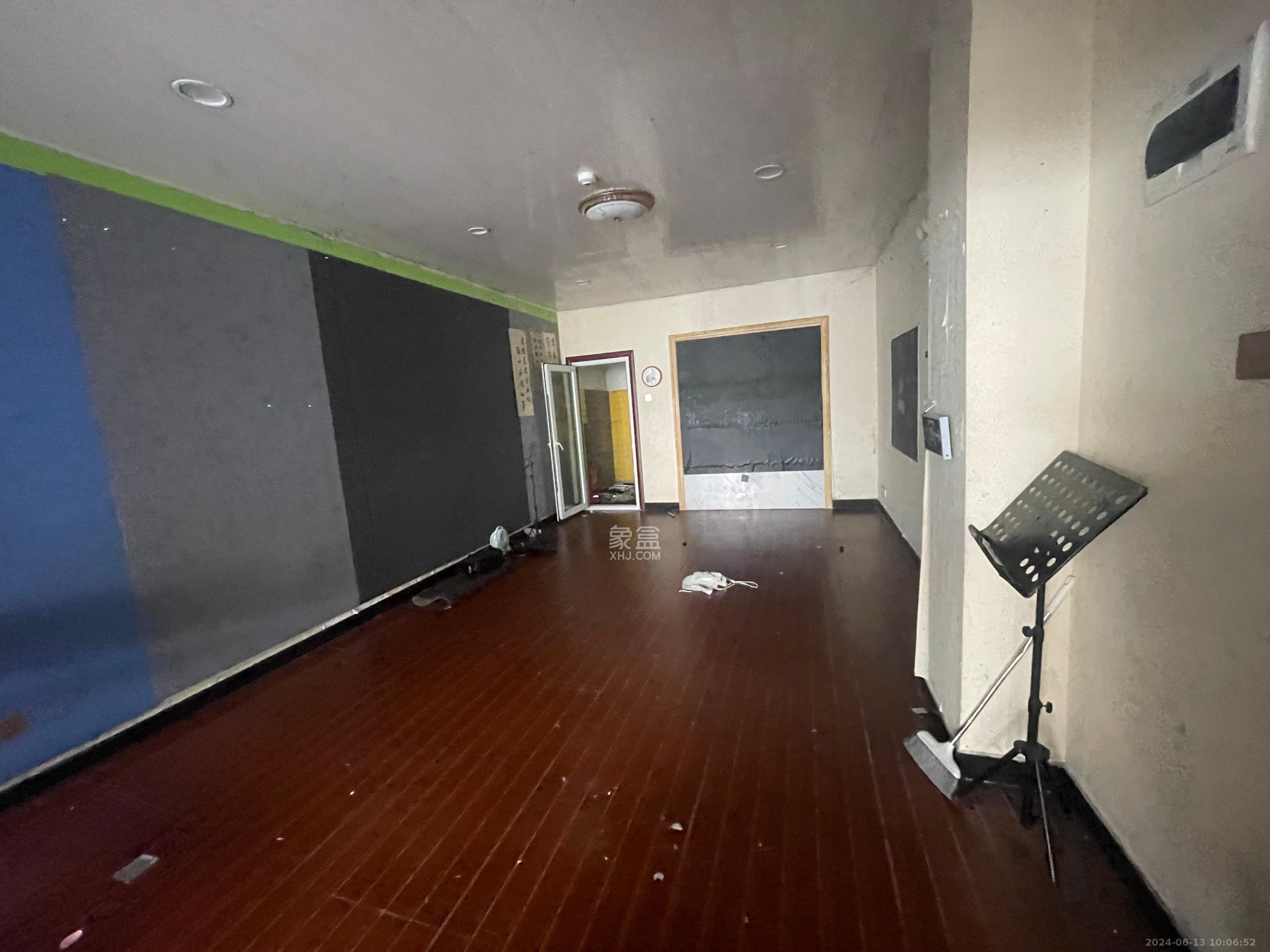 万科金域华府一期   50.0㎡      3600.0元/月室内图