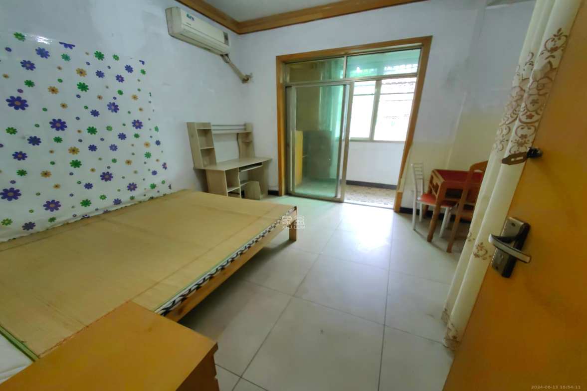 长沙市邮政宿舍(古汉邮局宿舍) 4室2厅2卫 2400.0元/月 长沙市邮政宿舍(古汉邮局宿舍) 4室2厅2卫 2400.0元/月室内图