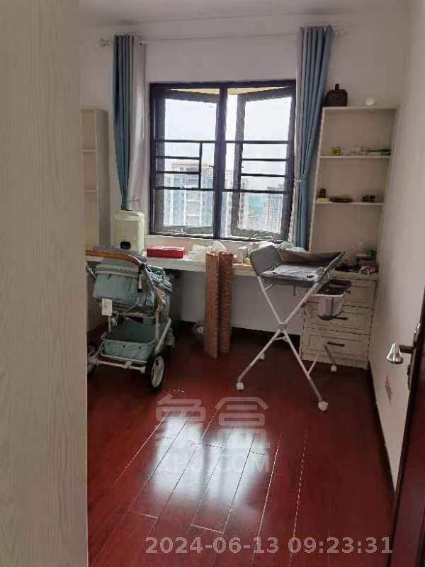 中建玥熙台  3室2厅2卫    2000.0元/月 中建玥熙台  3室2厅2卫    2000.0元/月室内图