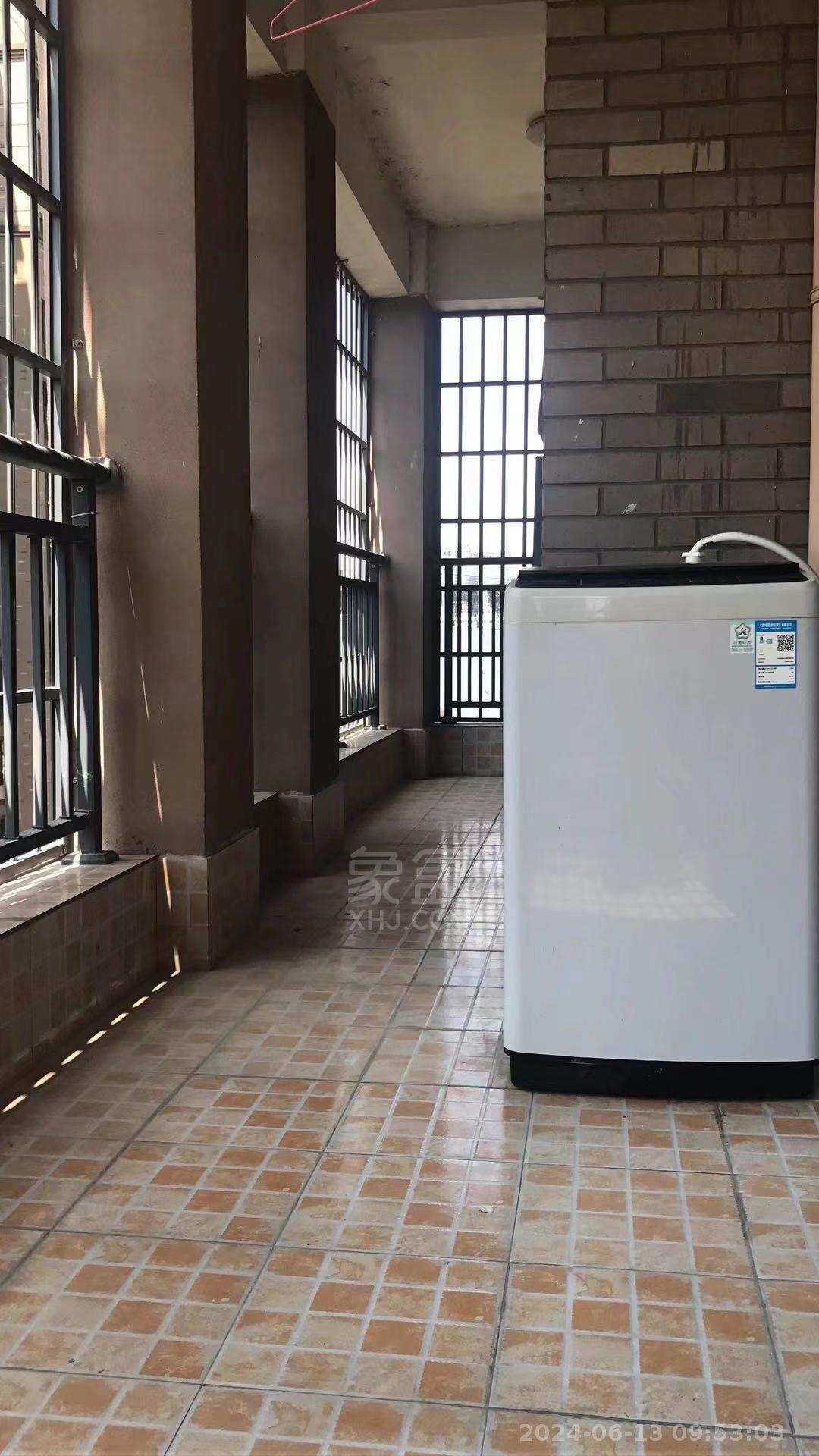 尚格名城香榭丽舍  2室1厅1卫    1800.0元/月户型图