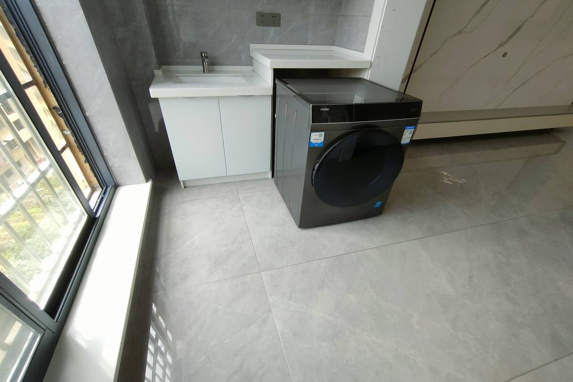 金水阳光  2室2厅1卫   1700.00元/月室内图1