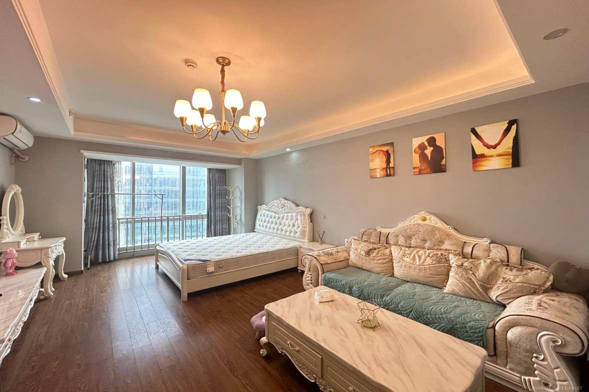 德思勤城市广场(宝格丽公寓)  0室0厅0卫    2300.0元/月 德思勤城市广场(宝格丽公寓)  0室0厅0卫    2300.0元/月室内图