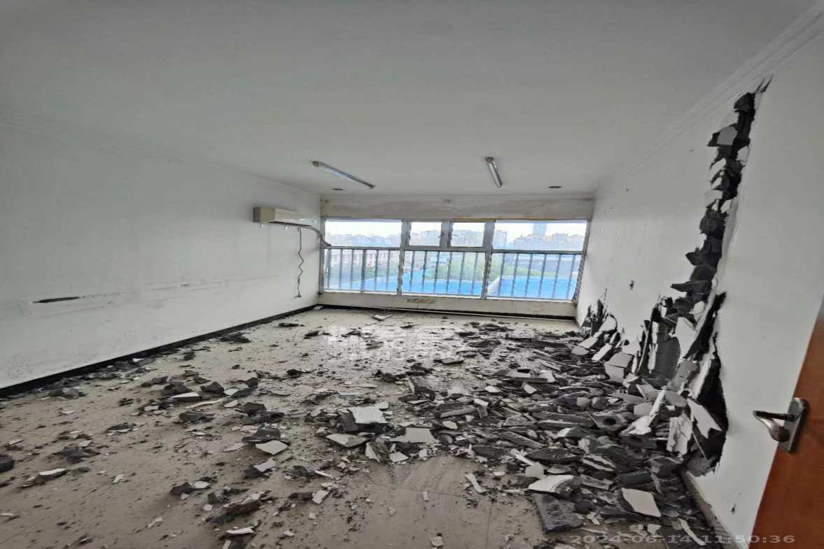 至雅大厦  5室2厅1卫    30000.0元/月 至雅大厦  5室2厅1卫    30000.0元/月室内图