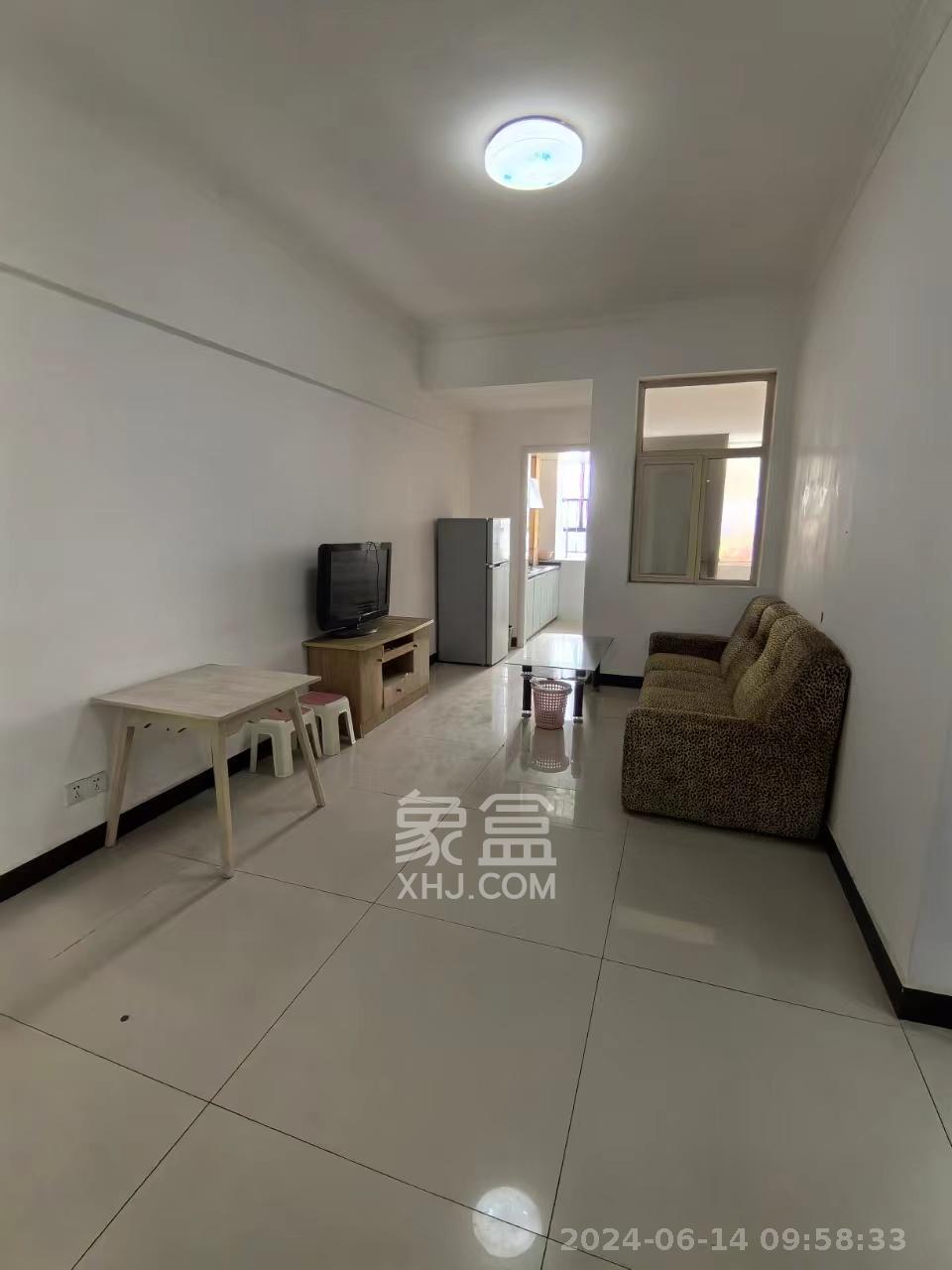 湘峰广场  2室1厅1卫    1100.0元/月