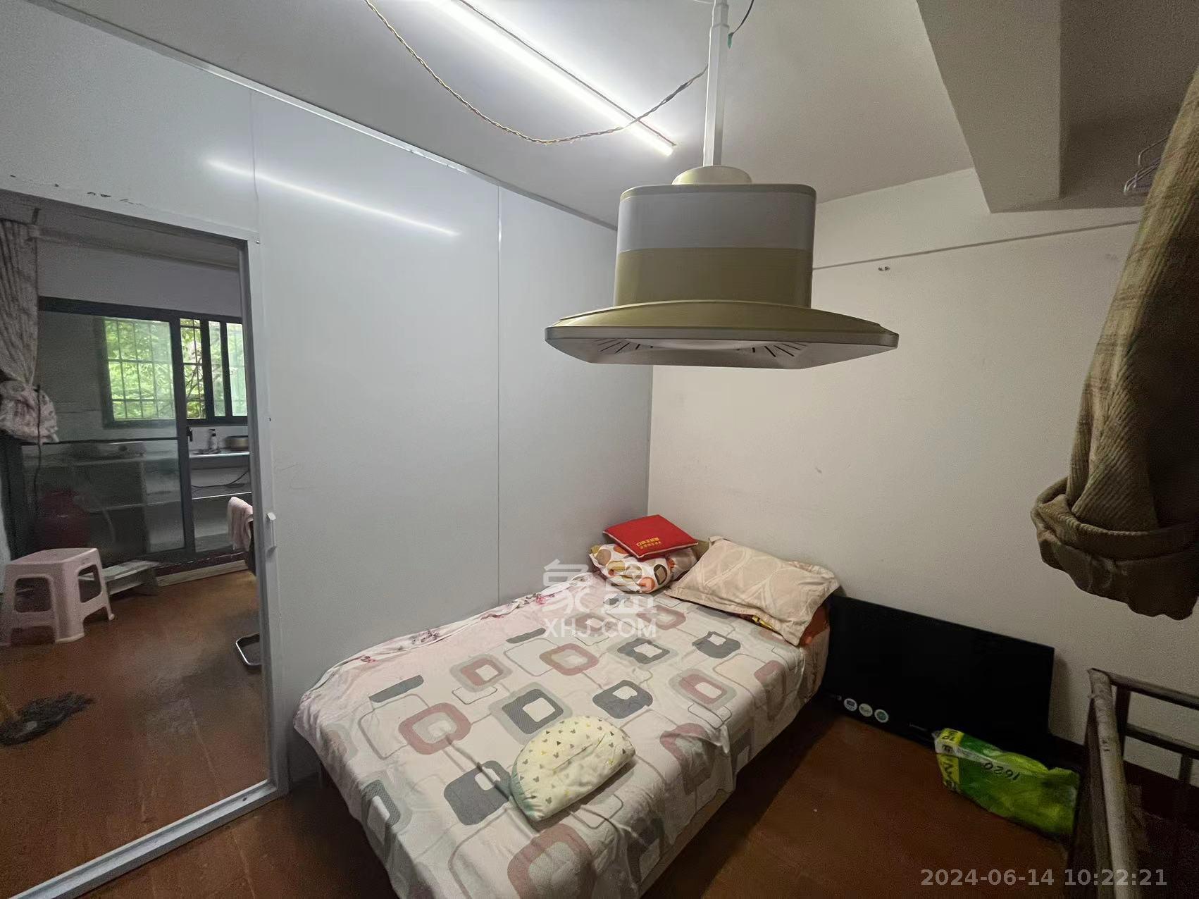 山水嘉园   24.0㎡      2200.0元/月室内图