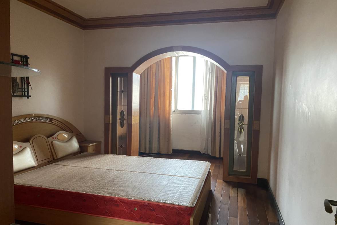 王家小区  3室2厅2卫    1000.0元/月室内图