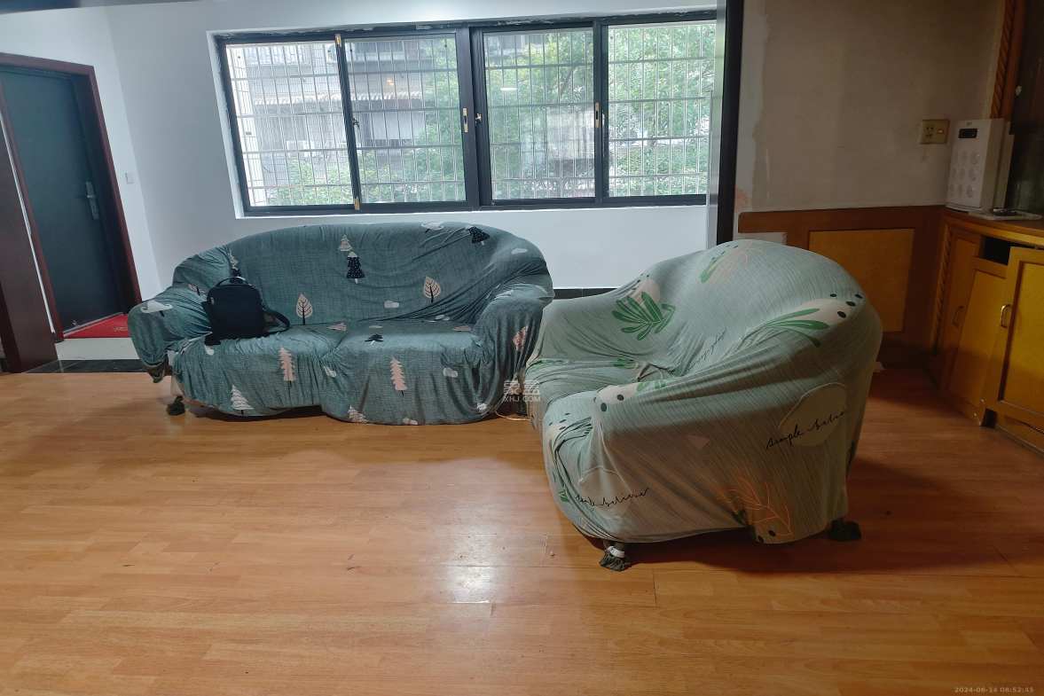 广铁六公司宿舍  3室2厅1卫    2500.0元/月室内图1