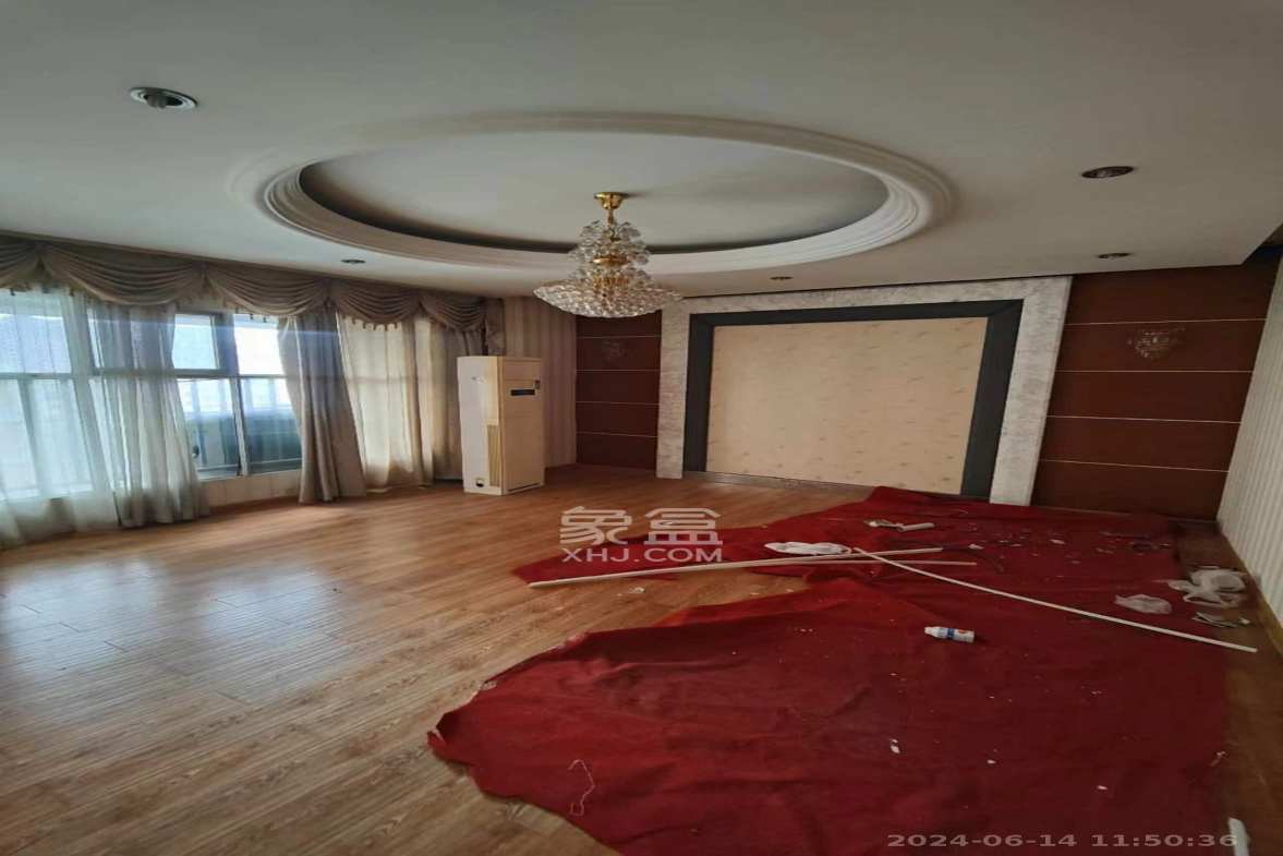 至雅大厦  5室2厅1卫    30000.0元/月 至雅大厦  5室2厅1卫    30000.0元/月室内图