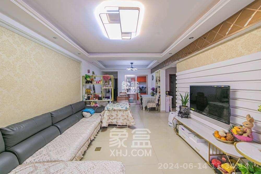华润凤凰城三期  3室2厅1卫   2500.00元/月室内图1