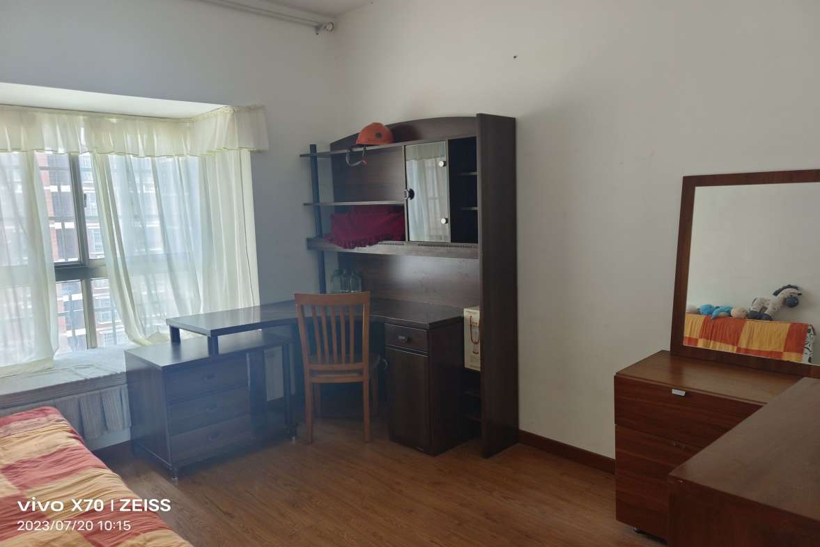 东方豪苑  3室2厅2卫    1800.0元/月室内图