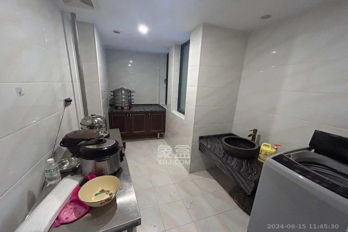 半山公馆（半山国际中心）  1室1厅1卫    23000.0元/月室内图