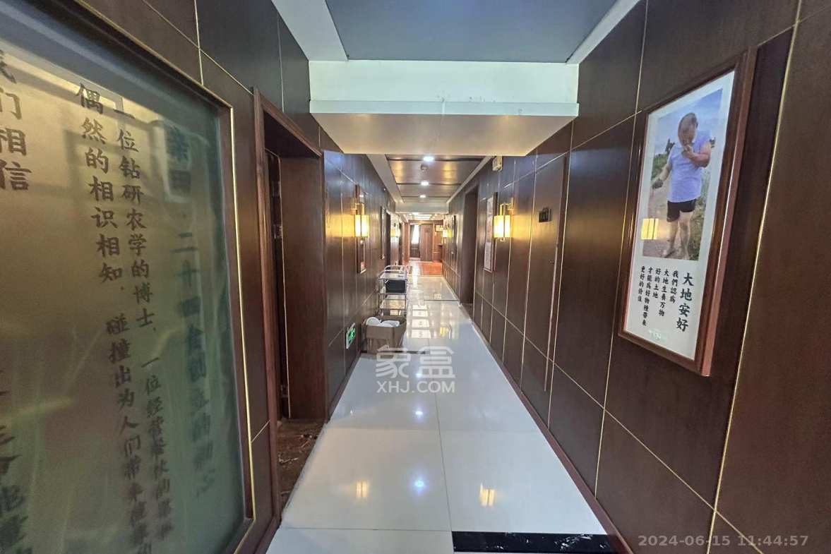 半山公馆(半山国际中心) 1室1厅1卫 23000.0元/月 半山公馆(半山国际中心) 1室1厅1卫 23000.0元/月室内图