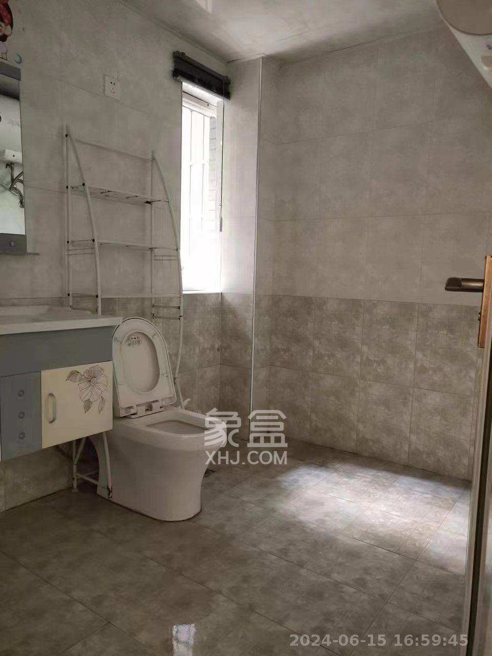 方略学府佳境  3室2厅1卫   2500.00元/月室内图