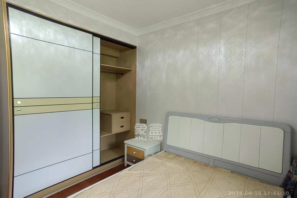 碧桂园公园壹号(凯怡茗苑) 3室2厅1卫 1600.0元/月 碧桂园公园壹号(凯怡茗苑) 3室2厅1卫 1600.0元/月室内图