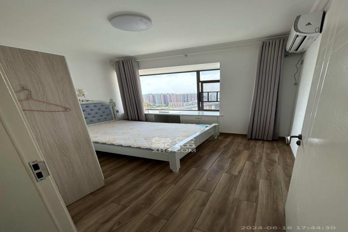 福天藏郡院子  3室2厅1卫    2400.0元/月 福天藏郡院子  3室2厅1卫    2400.0元/月室内图