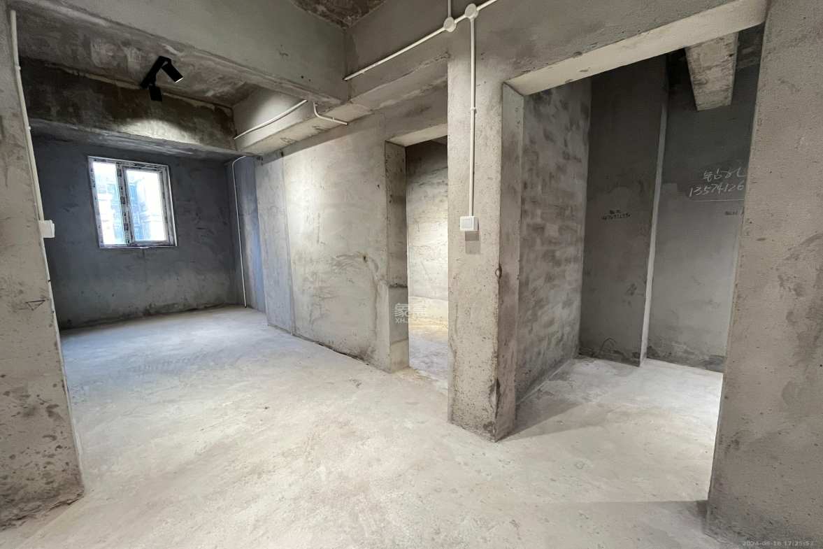 保利香槟国际 5室3厅3卫 3500.0元/月 保利香槟国际 5室3厅3卫 3500.0元/月室内图