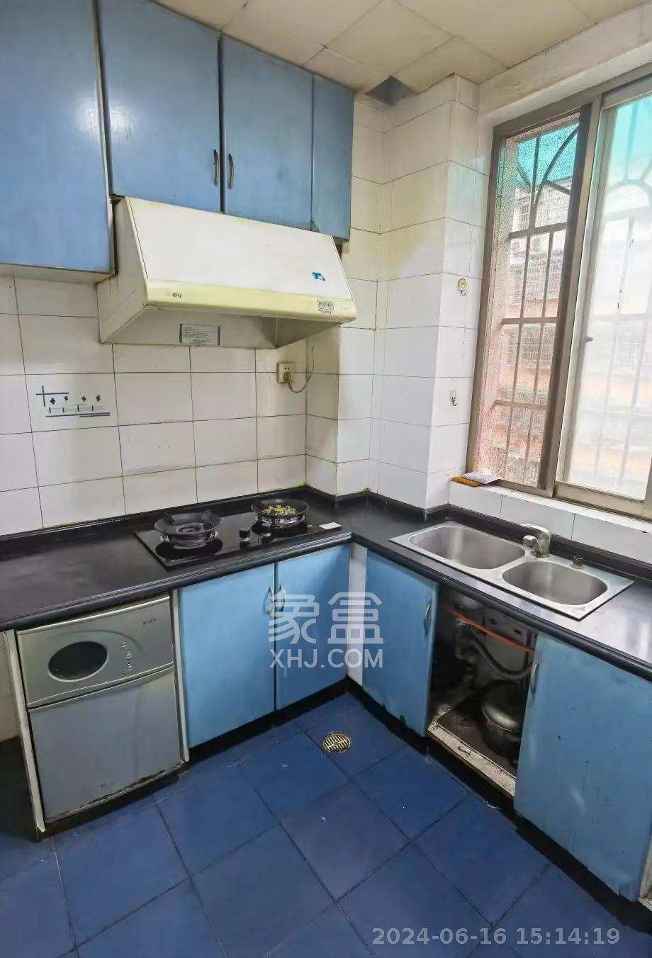 三湘小区  3室2厅1卫   1100.00元/月室内图