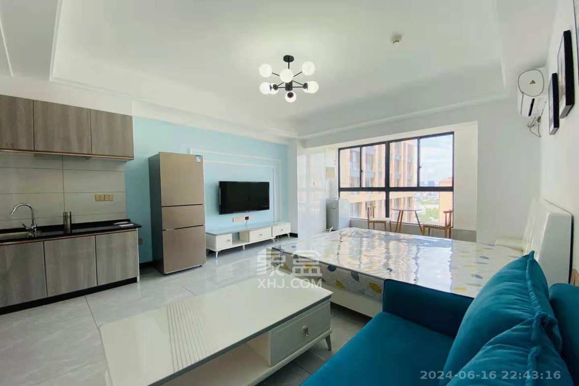 C-park天悦城(紫檀溪苑二期)  1室1厅1卫    1750.0元/月 C-park天悦城(紫檀溪苑二期)  1室1厅1卫    1750.0元/月户型图