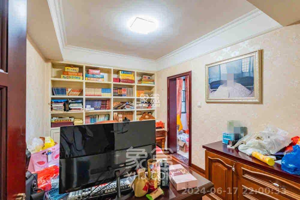 华盛新外滩 4室2厅2卫 8000.0元/月 华盛新外滩 4室2厅2卫 8000.0元/月室内图