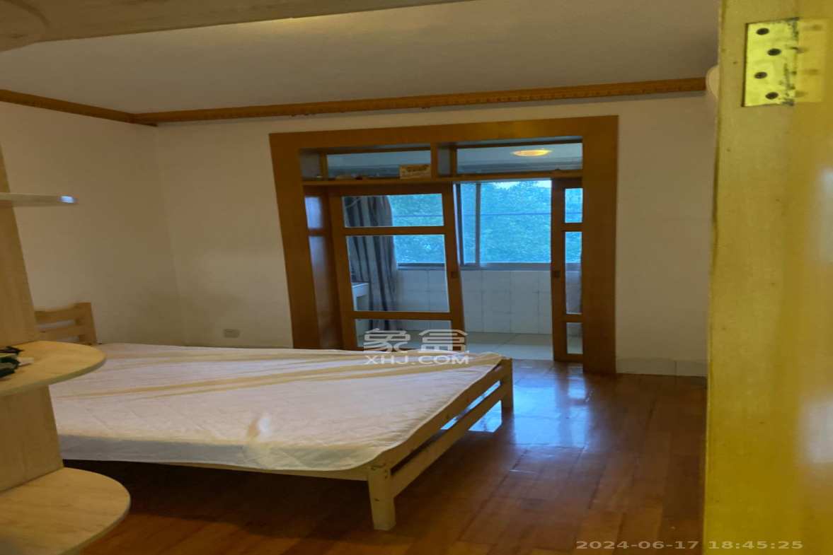 湖开小区（湖南开关厂宿舍）/南大桥社区  3室2厅1卫   1500.00元/月室内图1