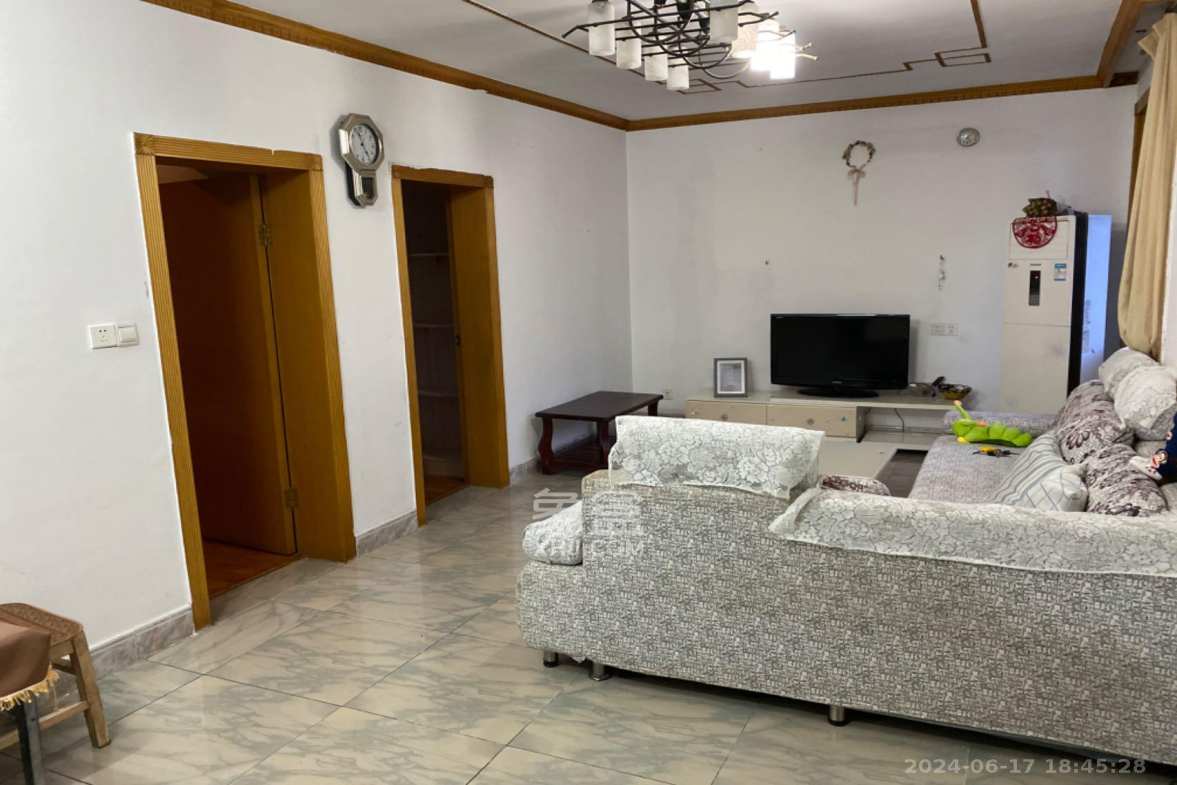 湖开小区（湖南开关厂宿舍）/南大桥社区  3室2厅1卫   1500.00元/月室内图