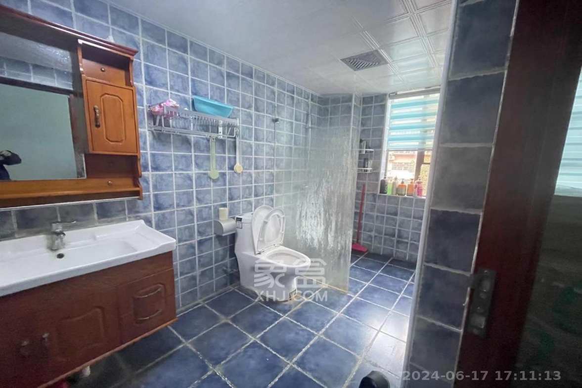 兴威帕克水岸  3室2厅2卫    2600.0元/月室内图