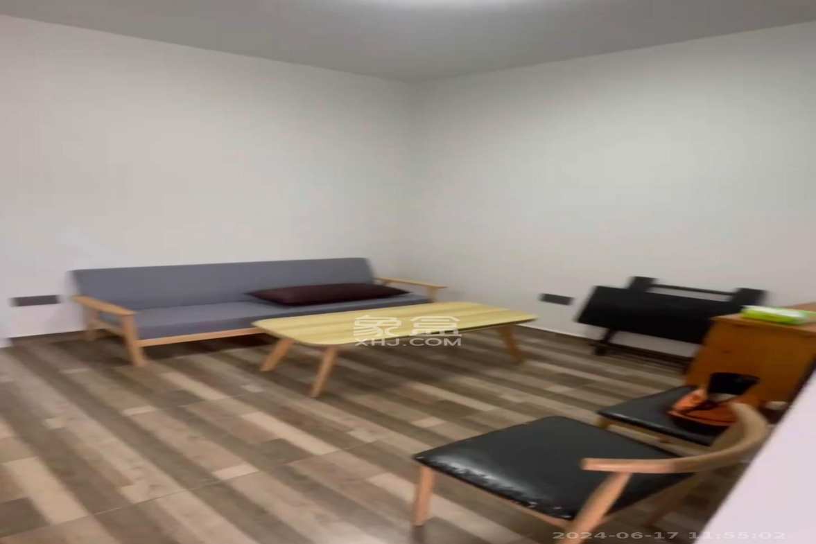 群芳园 2室1厅1卫 2200.0元/月 群芳园 2室1厅1卫 2200.0元/月室内图