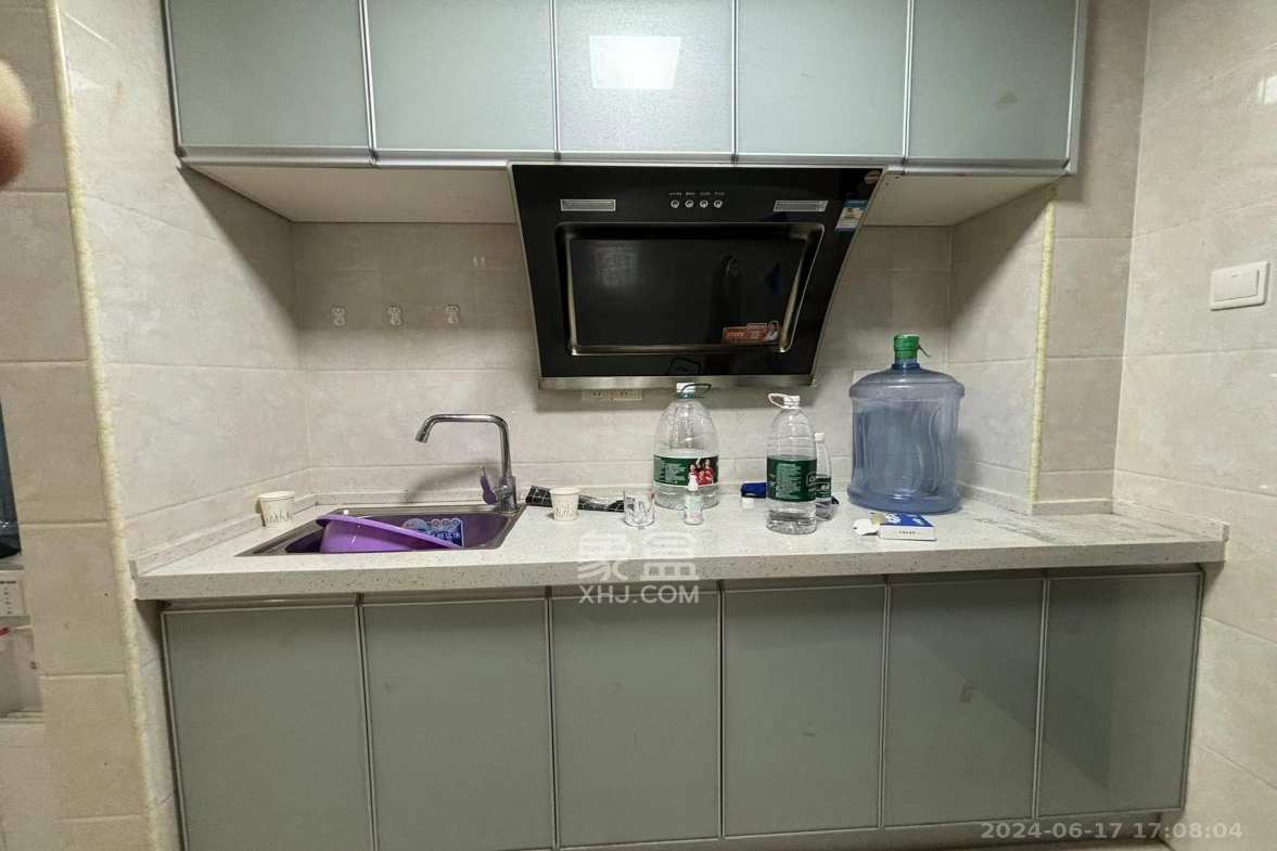 荣悦台  1室1厅1卫   2000.00元/月室内图