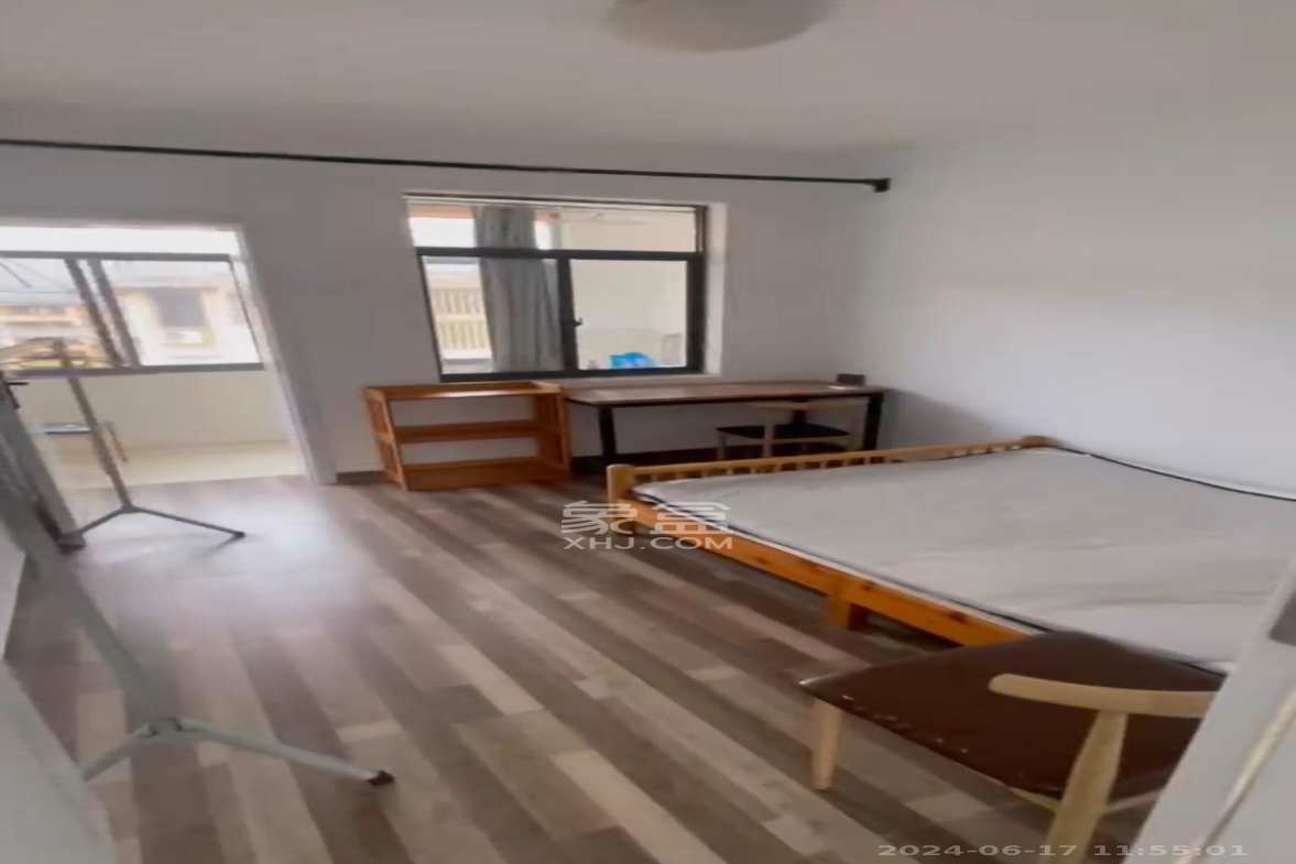 群芳园 2室1厅1卫 2200.0元/月 群芳园 2室1厅1卫 2200.0元/月室内图