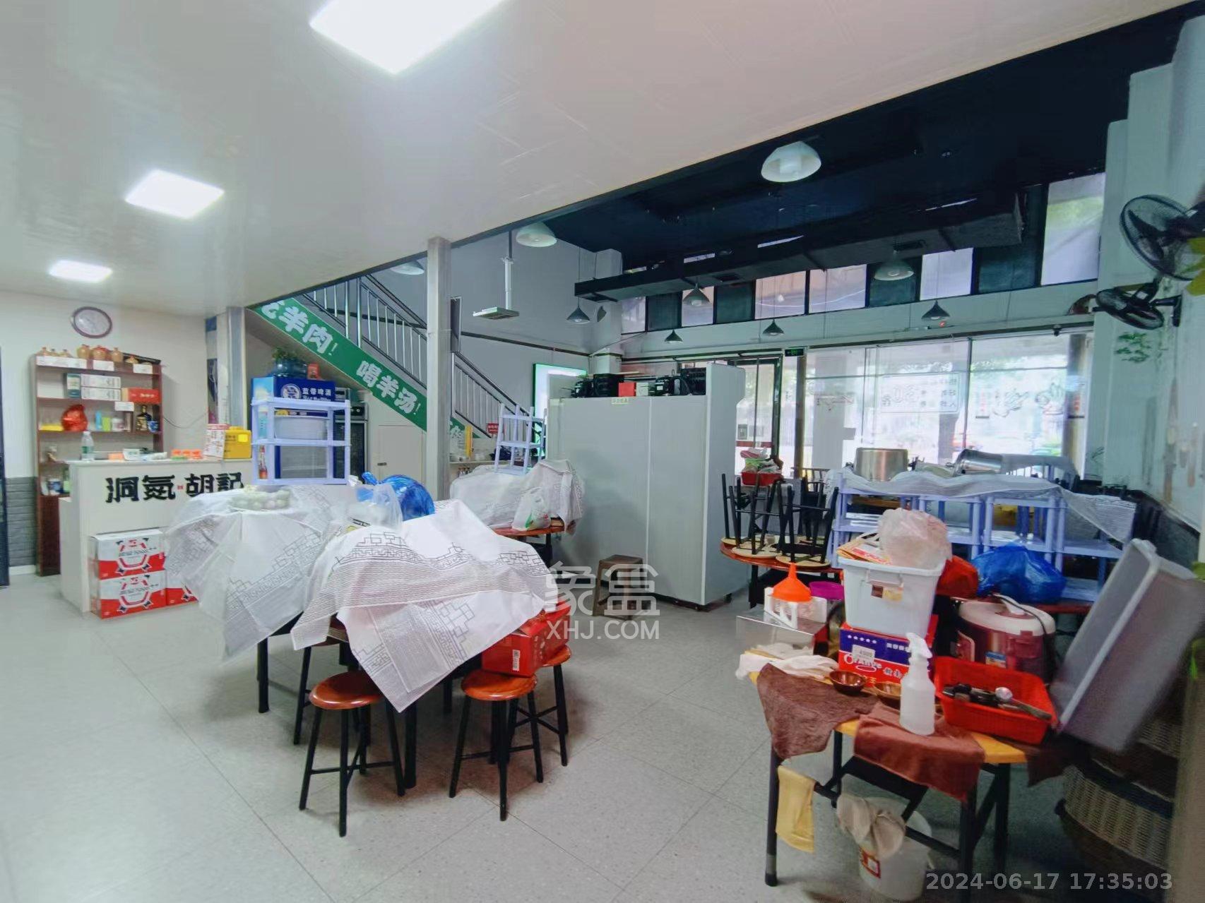 阳光100二期   140.0㎡      14000.0元/月室内图