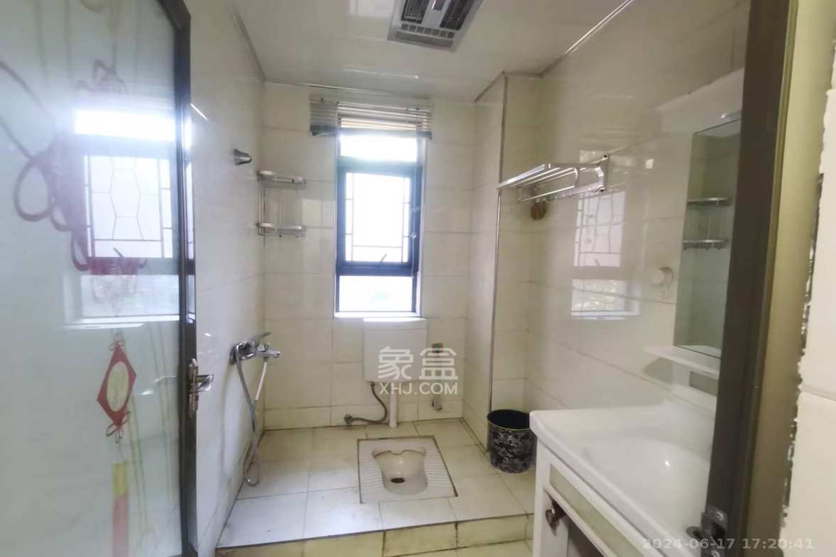 佳兆业水岸新都  3室2厅2卫   1800.00元/月室内图