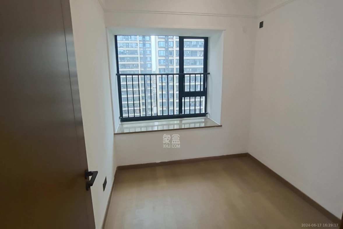 北辰时光里 4室2厅2卫 4500.0元/月 北辰时光里 4室2厅2卫 4500.0元/月室内图