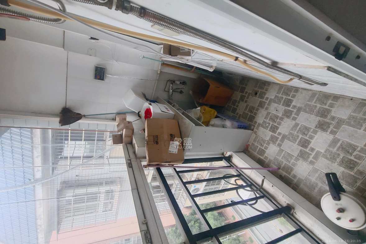 盛湘家园 2室2厅2卫 2400.0元/月 盛湘家园 2室2厅2卫 2400.0元/月室内图